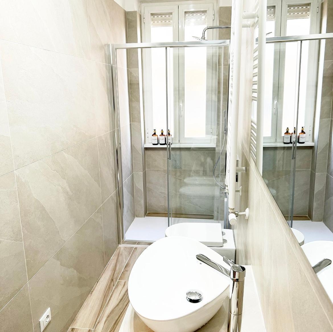 Lawyer House Milan Appartement Buitenkant foto